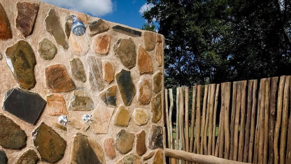 Caracal Lodge 8/36