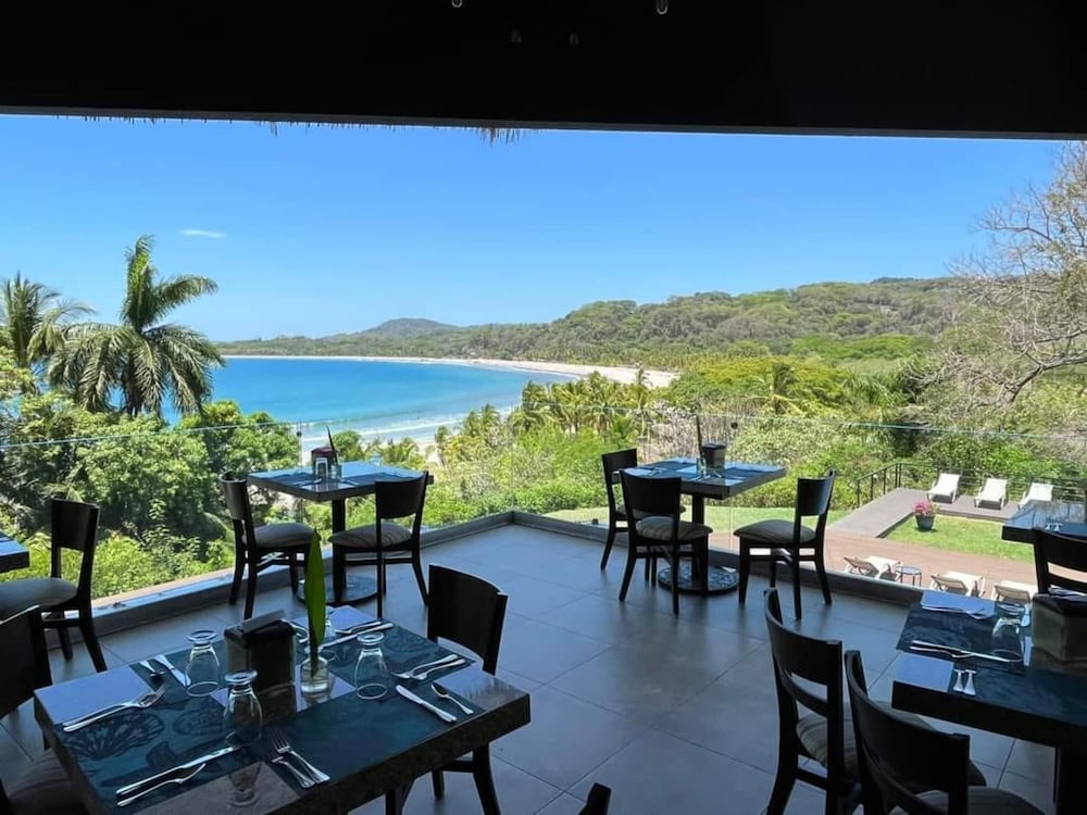 Nammbu Beachfront Bungalows 50/65