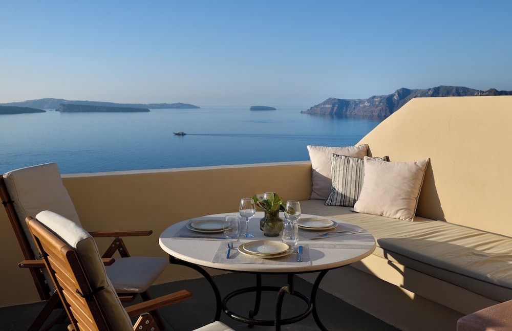 The A Collection, Oia by K and K 40/50