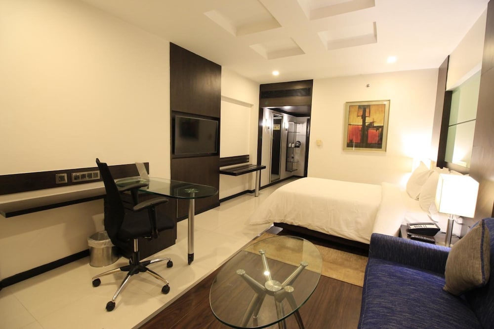 The Residency Chennai 30/31