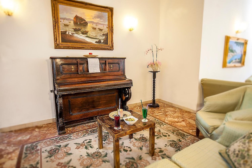 Hotel Conte 10/62