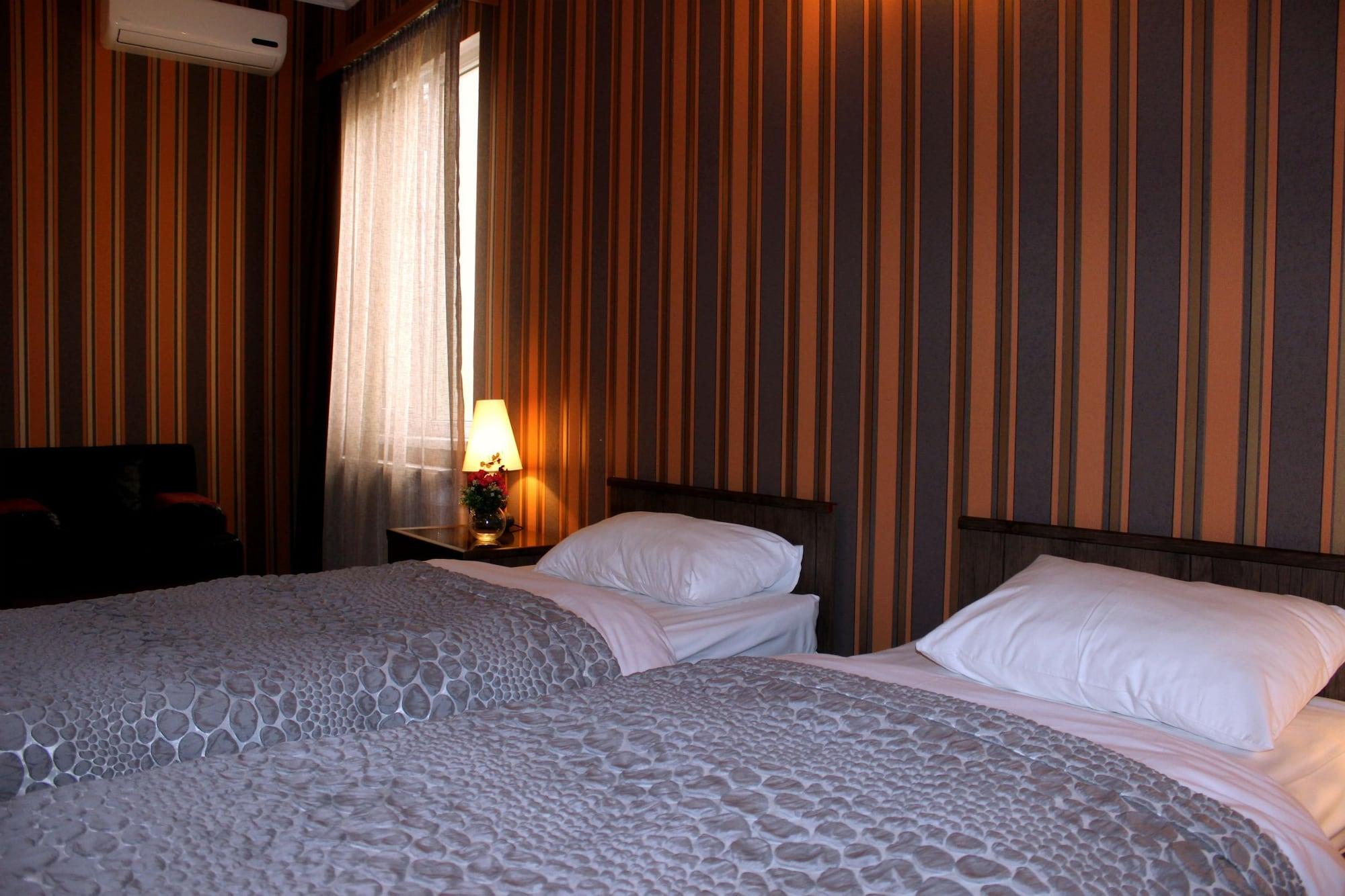 Darchi Hotel 8/36