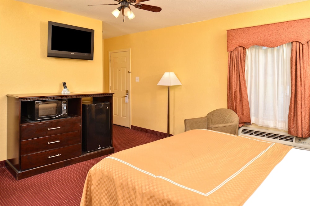 Americas Best Value Inn Winnsboro, LA 11/31