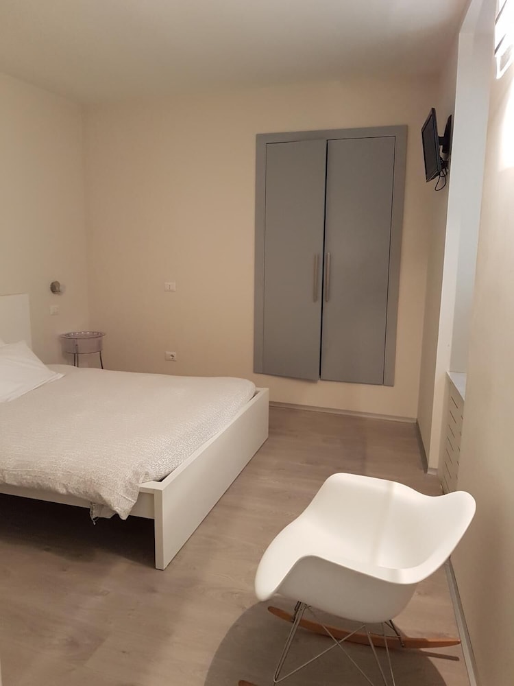 Piccolo Hotel Olina 15/30