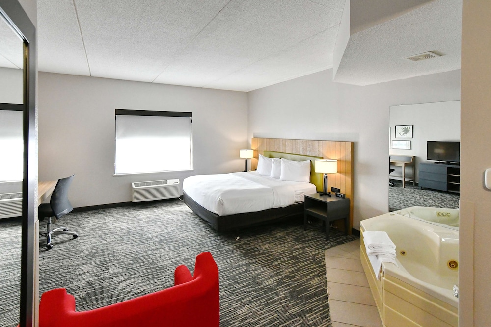 Country Inn and Suites By Radisson Mount Morris NY 15/28