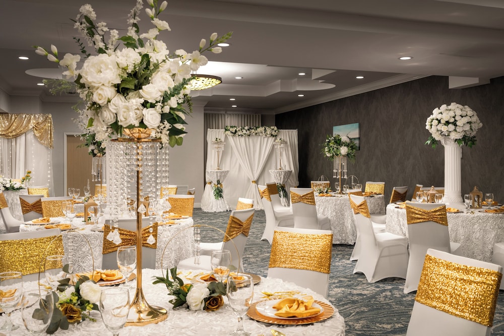 Fairfield Inn Suites Jacksonville Butler Boulevard 33/50