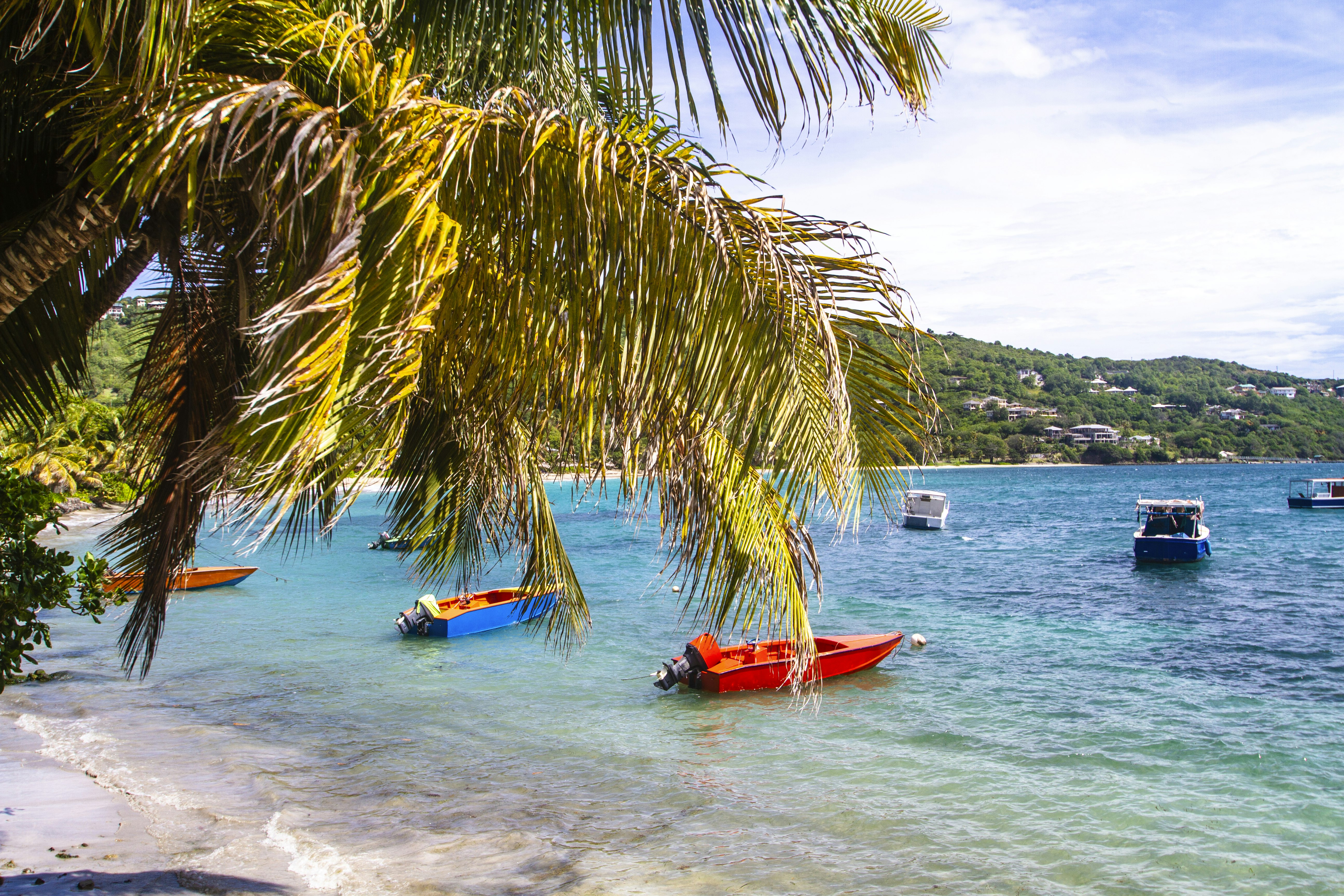Bequia Beachfront Villa Hotel 78/83