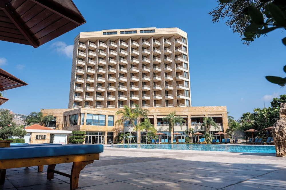 GOLDEN TULIP JIYEH MARINA RESORT 1/50