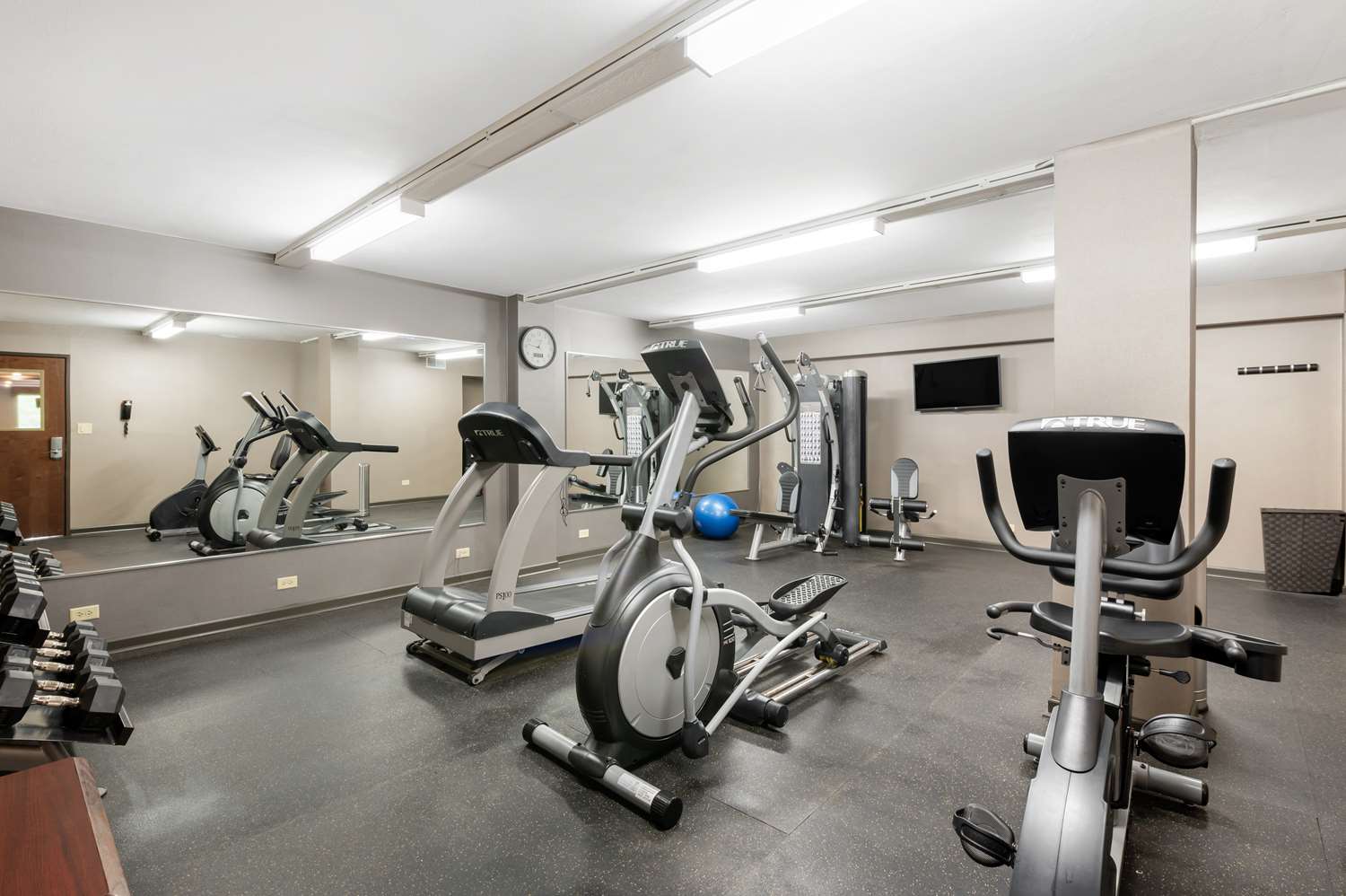 Best Western University Inn At Valparaiso 8/16