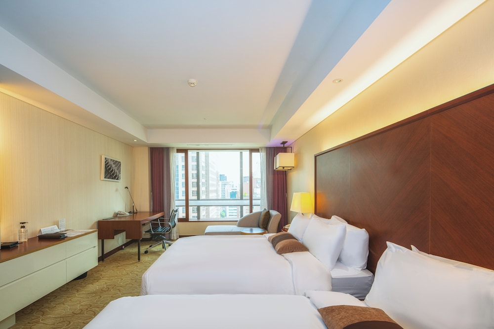 Premium, Family, 2 Double Beds, Bathtub