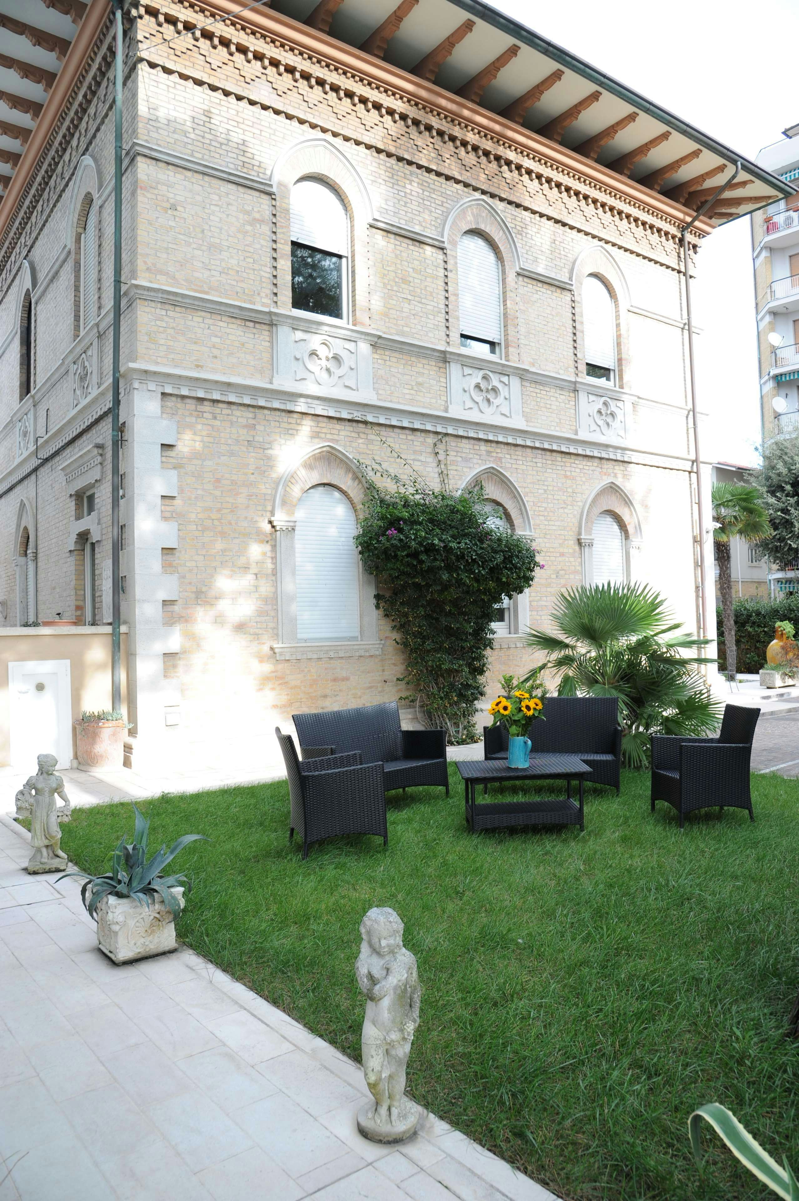 Hotel Chiaraluna 28/29