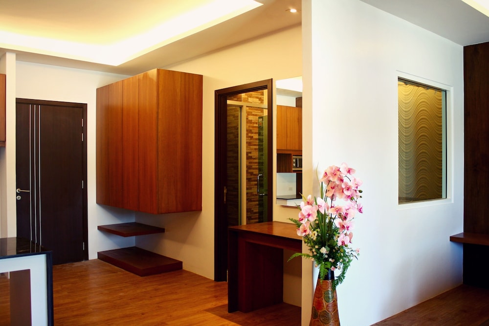 Phi Phi Cliff Beach Resort 14/69