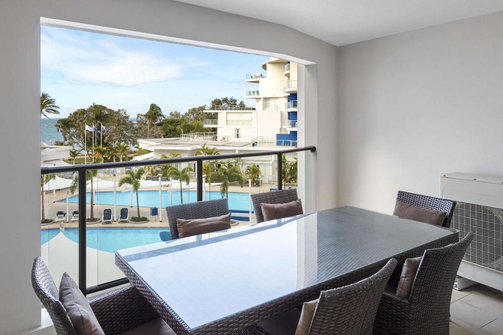 Oaks Hervey Bay Resort and Spa، خليج هيرفي 54/68