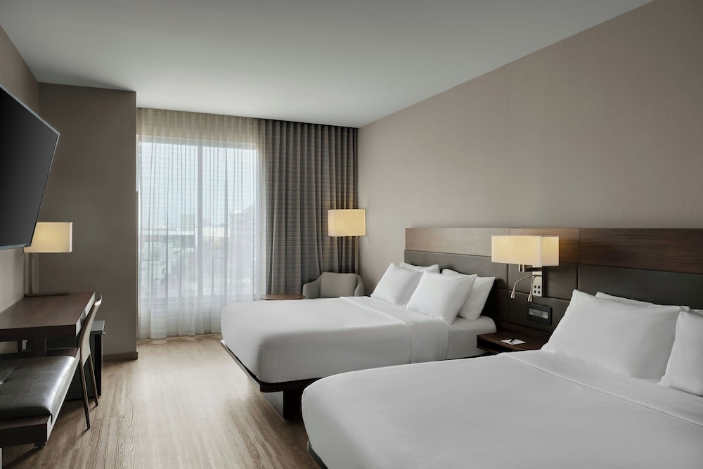 Room, 2 Queen Beds, Accessible