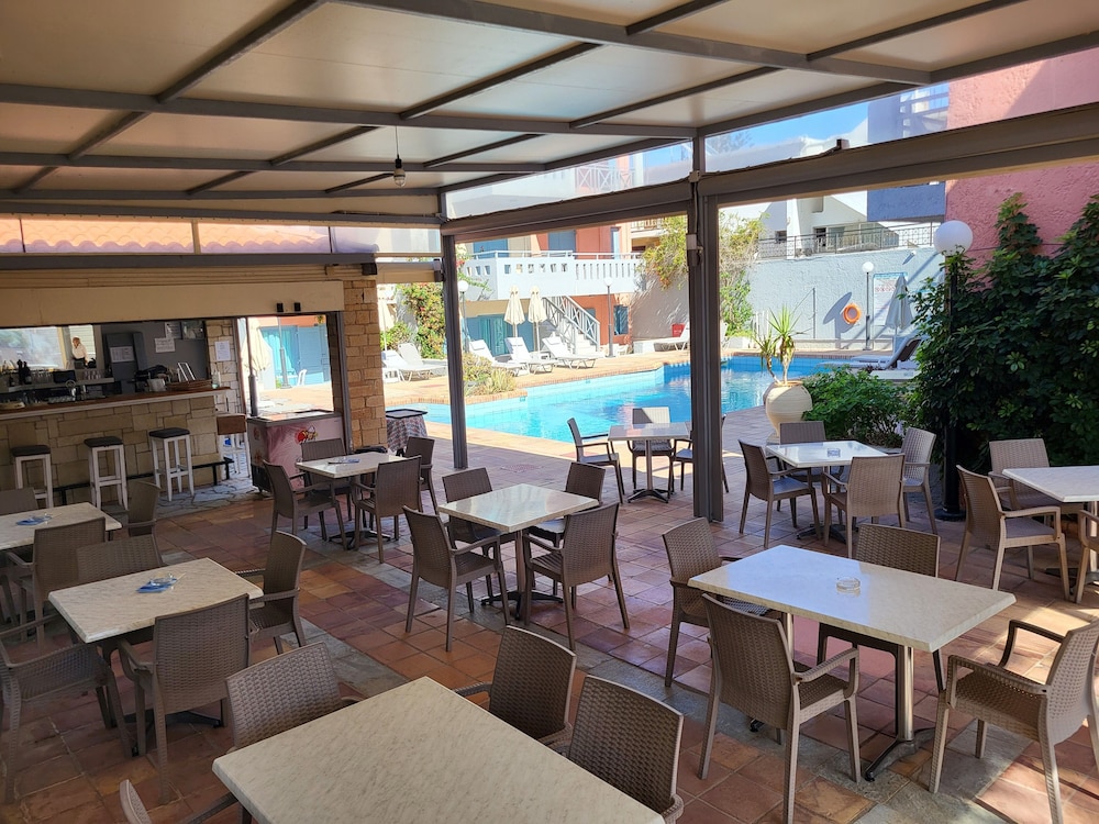 Marilisa Hotel 27/50