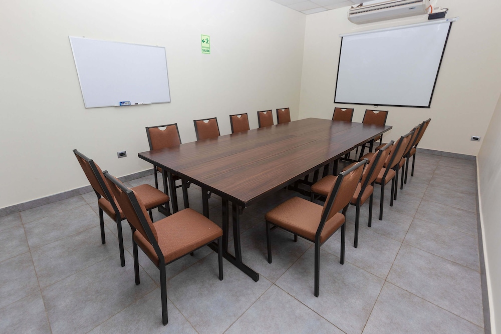 CASA ANDINA STANDARD TALARA 50/57