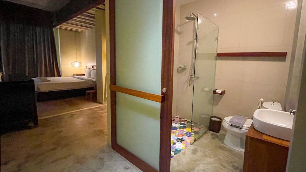 Villa Phra Sumen Bangkok 61/67