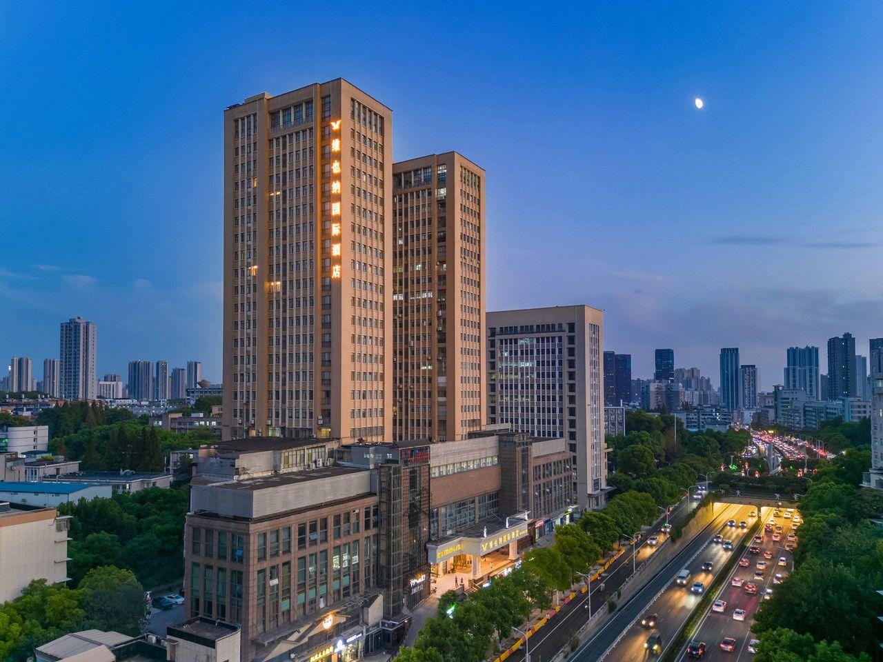 Vienna International Hotel Huhan Jiedaokou 3/31