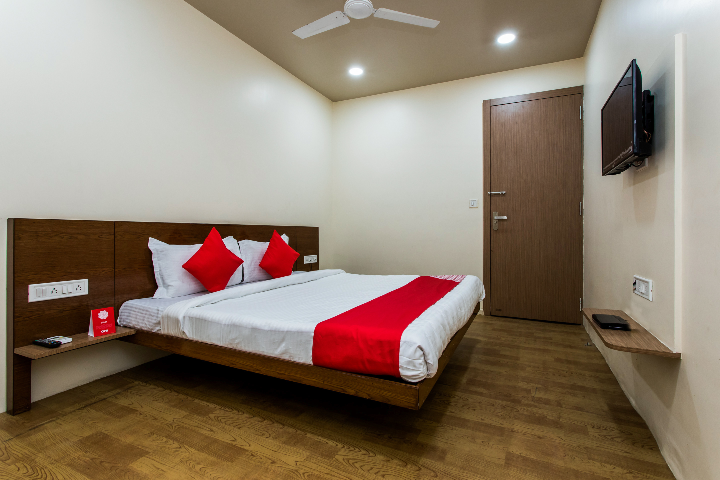 Oyo 11929 Hotel Ridhi Sidhi 15/36