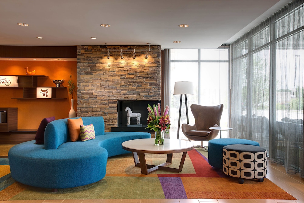 FAIRFIELD INN & SUITES DALLAS WEST/I-30 21/27