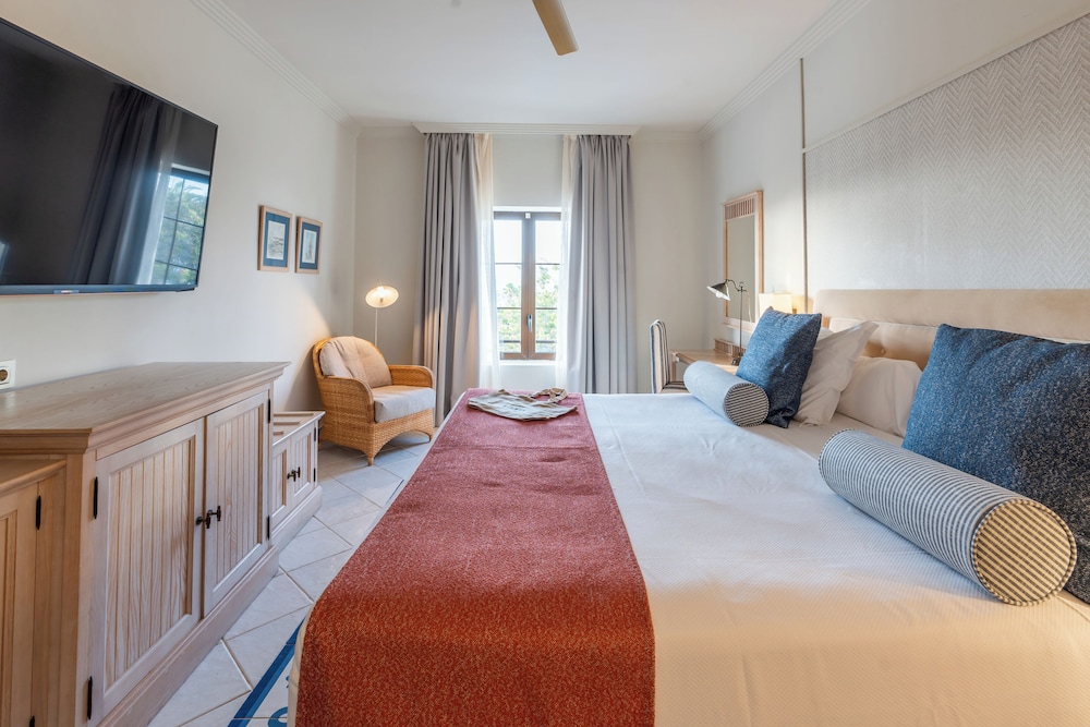Club, Junior Suite, King Bed, Sea View, Adult Only