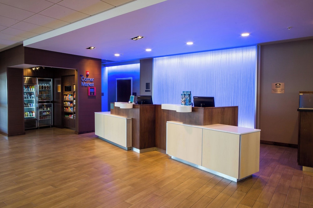 Fairfield Inn And Suites By Marriott Lincoln Southeast 14/64