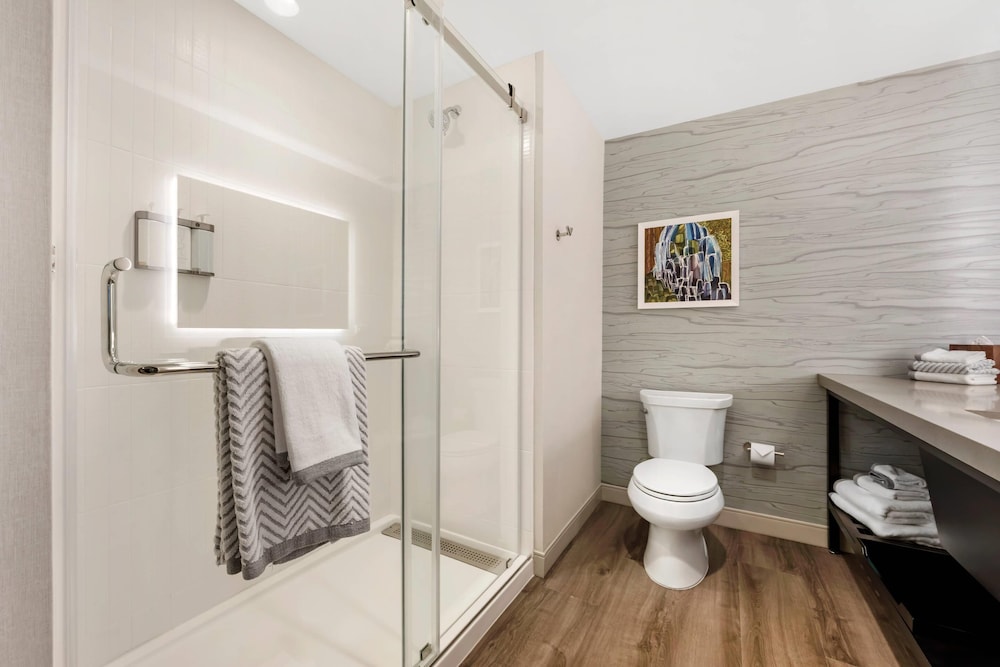 غرفة بسريرين كوين، Cambria Hotel Portland - Pearl District 7/7