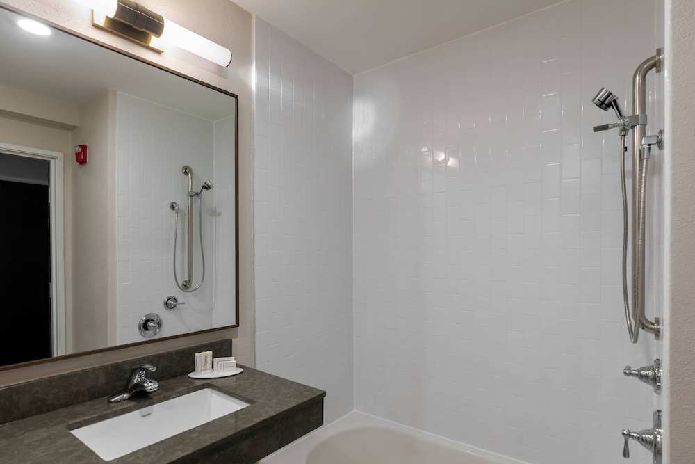 Fairfield Inn & Suites Savannah Airport 13/49