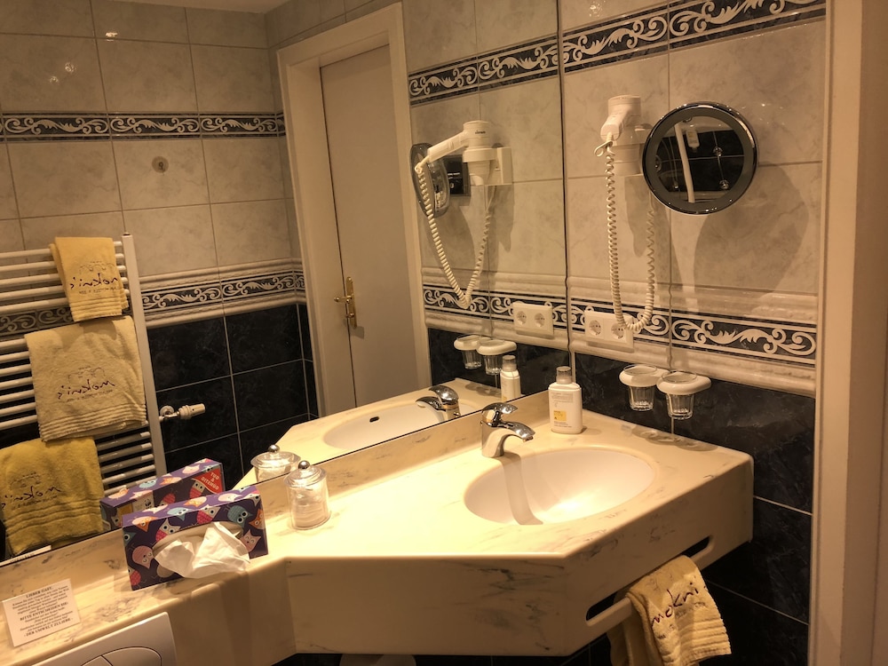Moknis Palais Hotel and Spa 38/50
