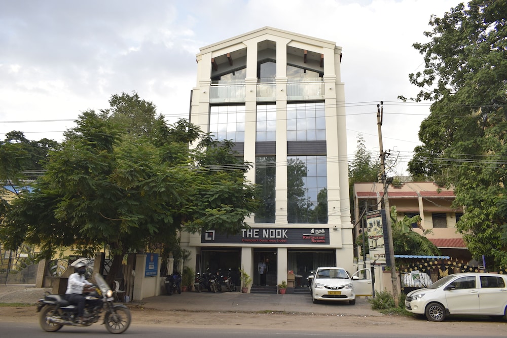 The Nook Hotel 66/68