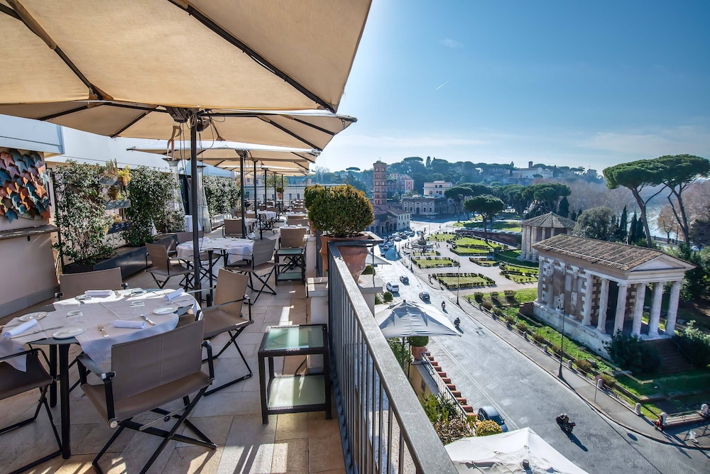 Fortyseven Boutique Hotel 8/63