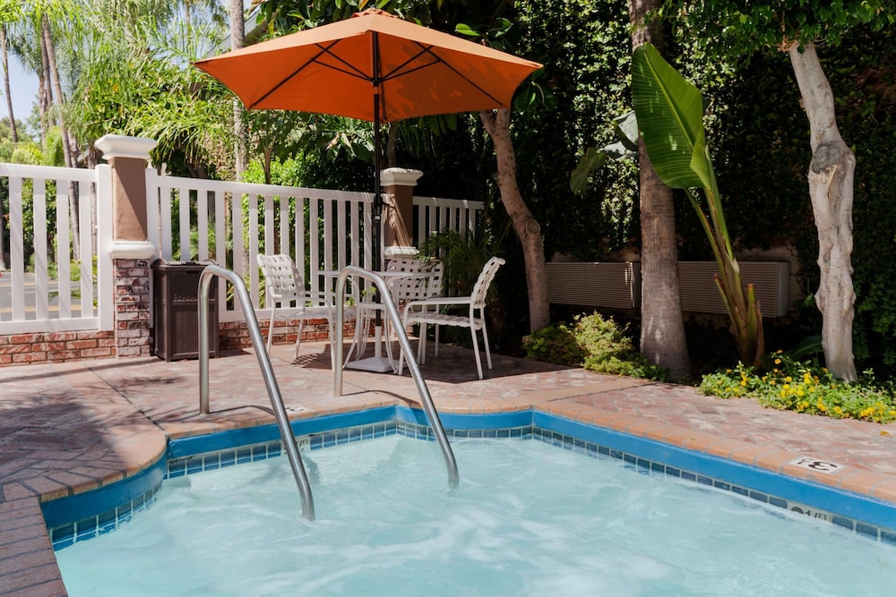 Best Western Plus Carriage Inn 47/78