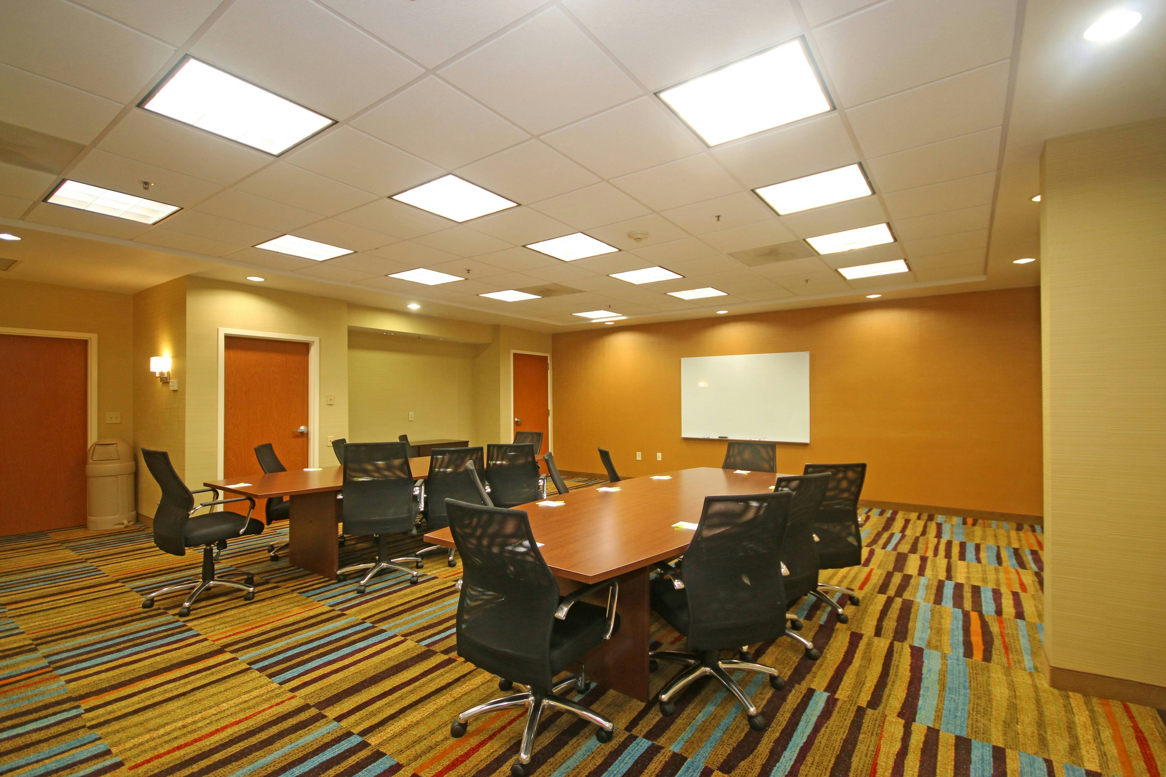 Fairfield Inn And Suites Aiken 33/37