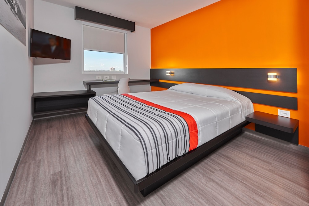 City Express Junior by Marriott Mexicali 11/50