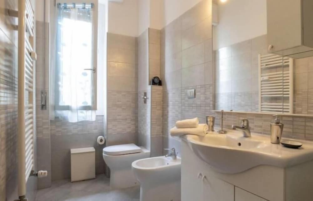 Suzzani Apartment 5/7