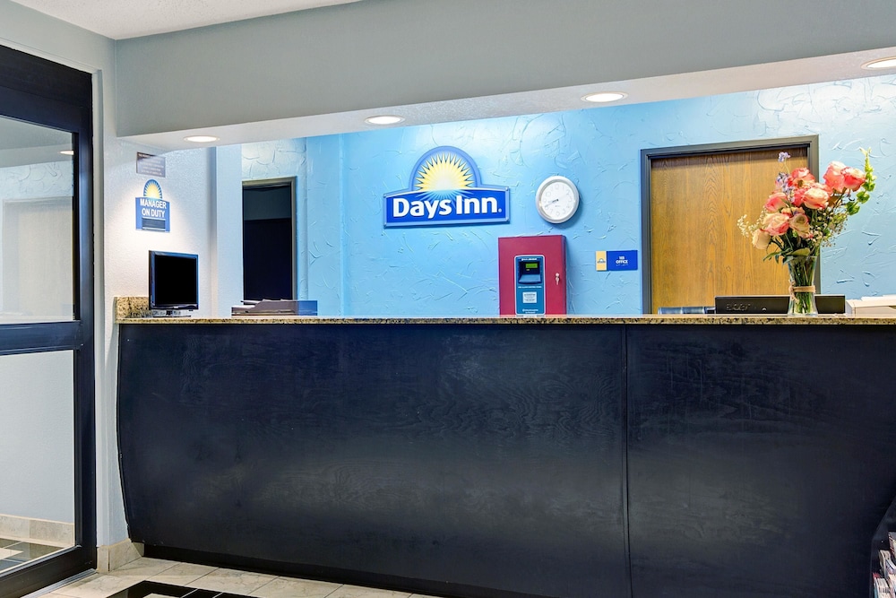 Days Inn by Wyndham Dallas Garland West 7/23
