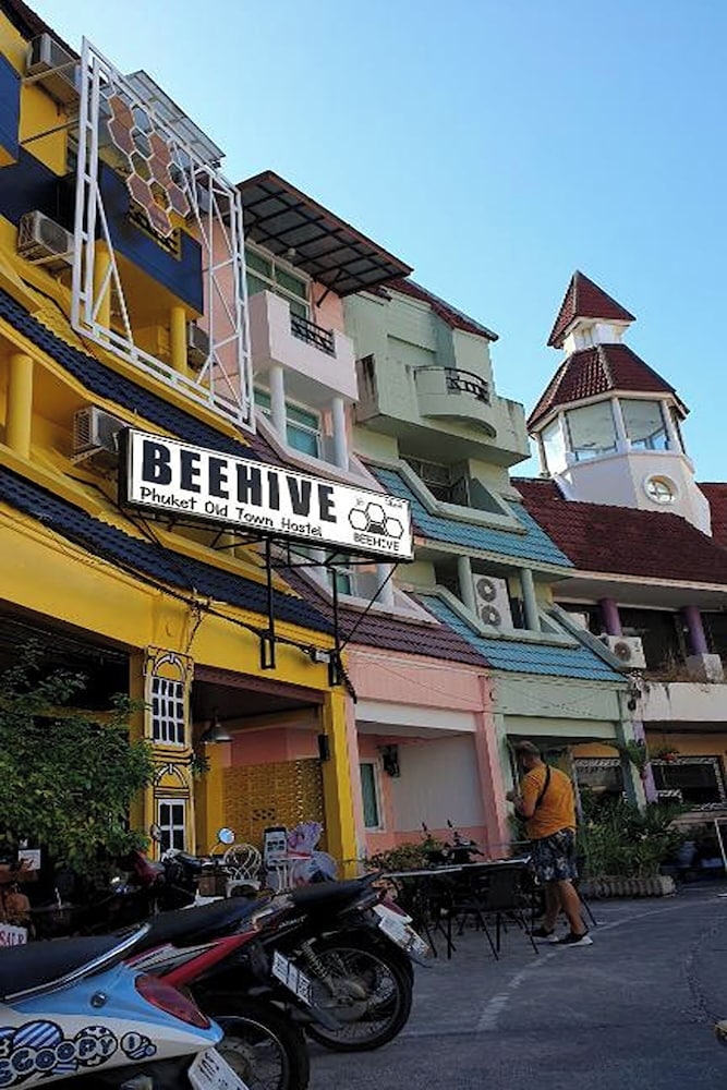 Beehive Phuket Old Town - Hostel 60/64