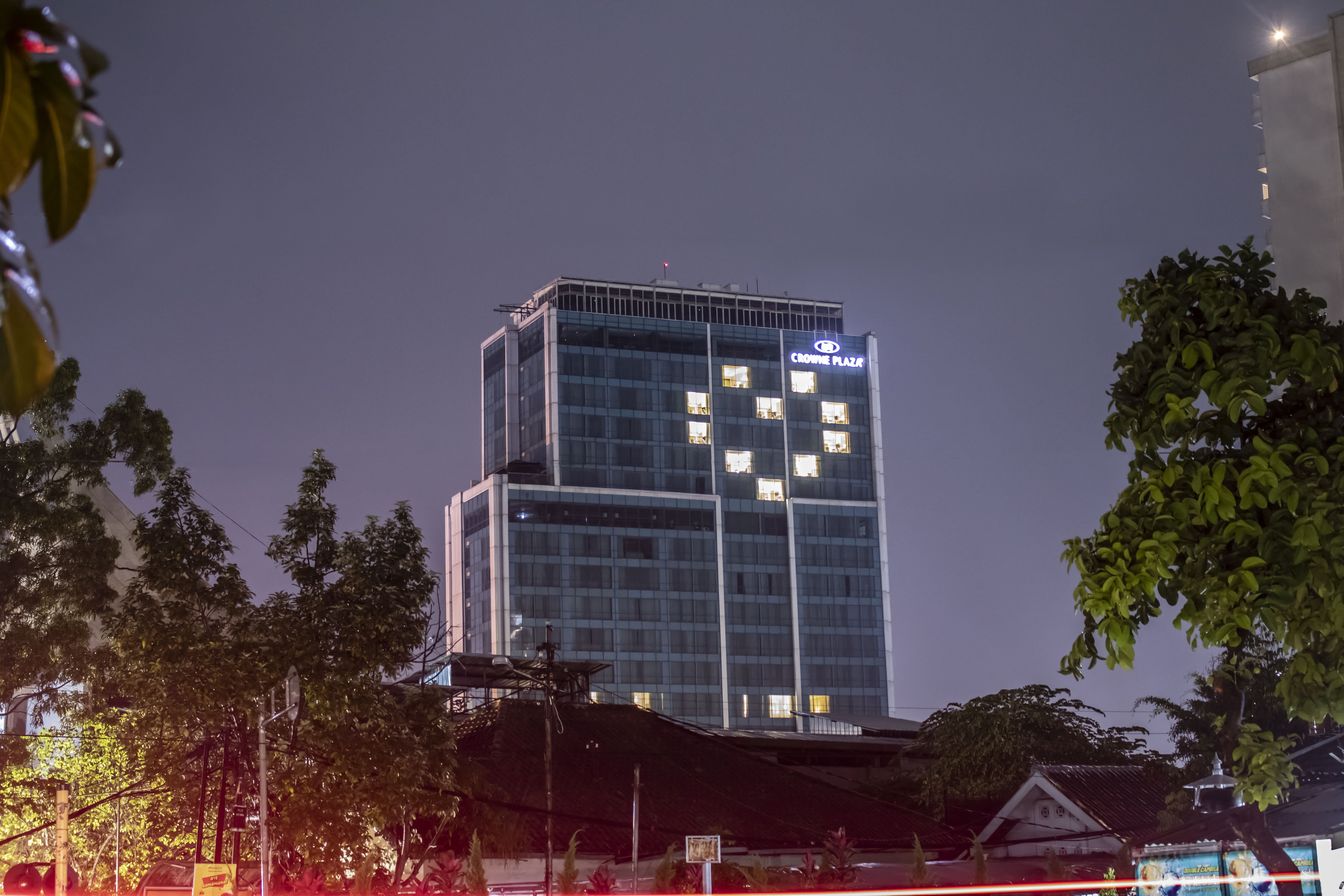 Crowne Plaza Bandung 3/75