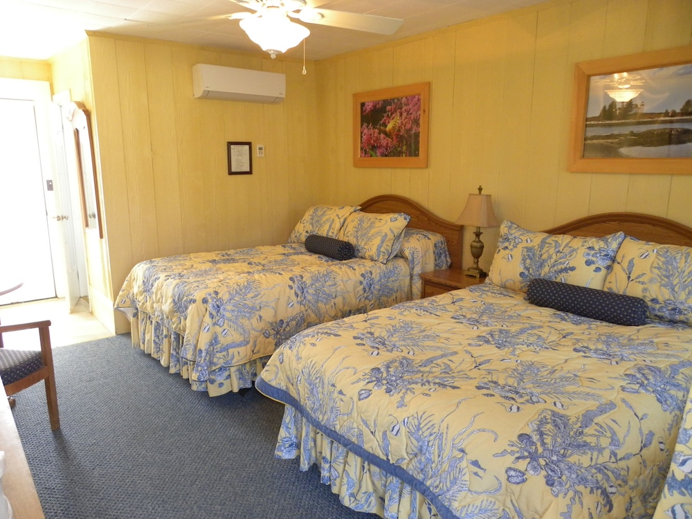 Colonial Gables Oceanfront Village 23/72