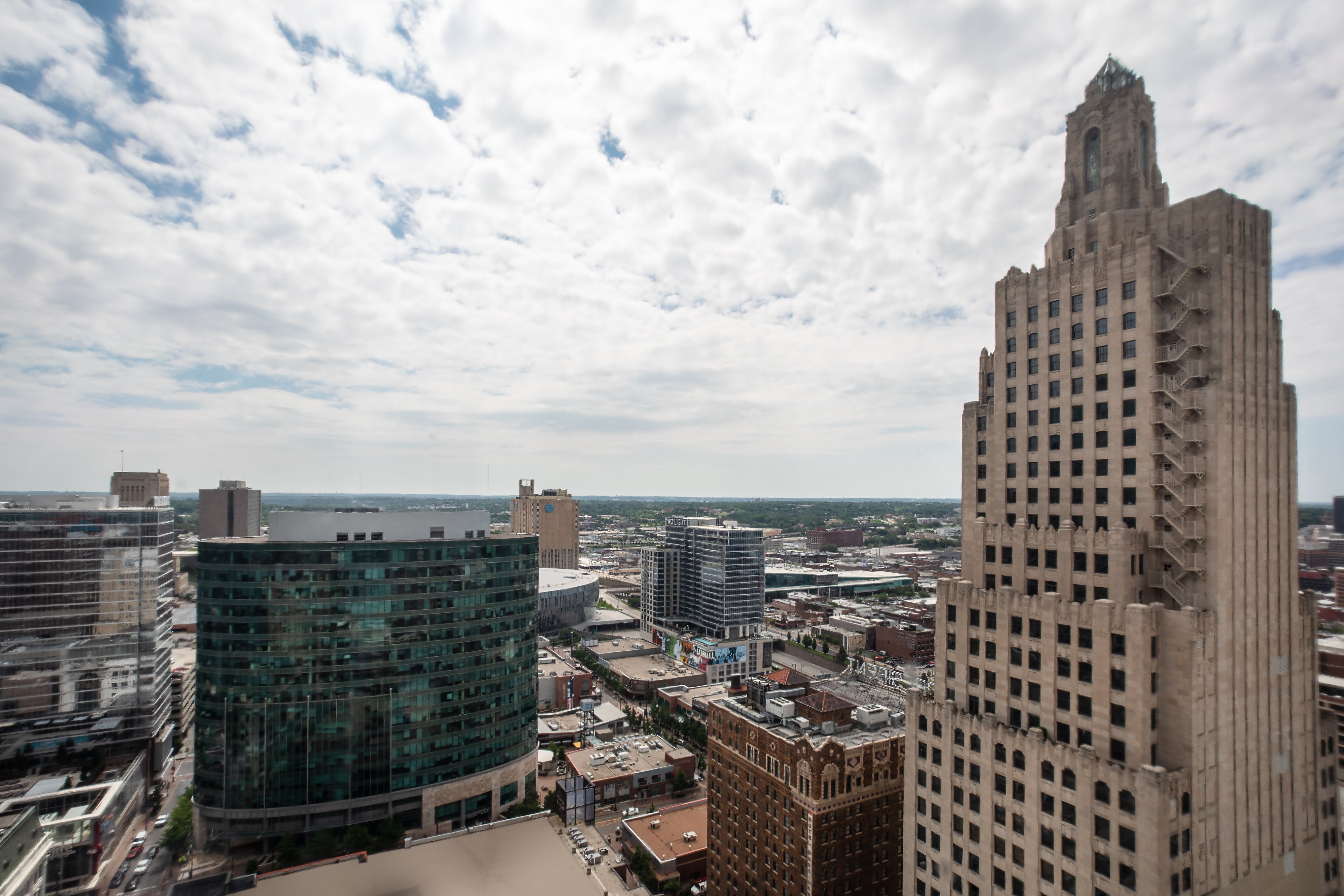 Crowne Plaza Kansas City Downtown 60/63