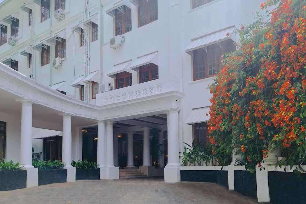 Suisse Hotel Kandy 6/50