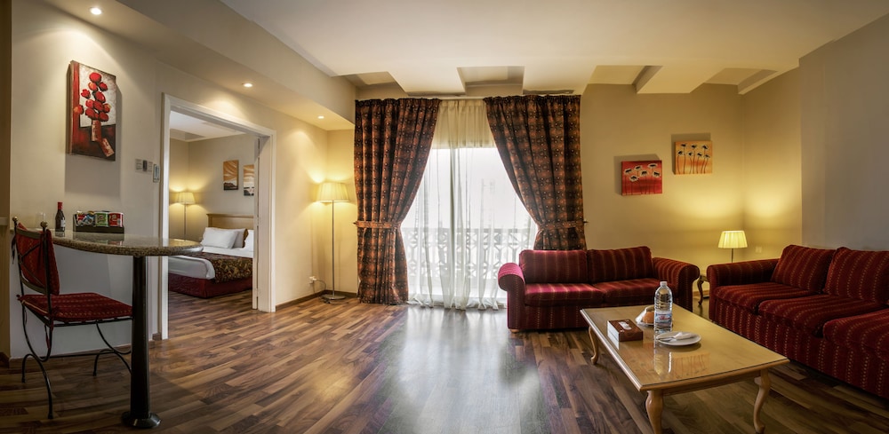Bella Riva Suite Hotel 47/59