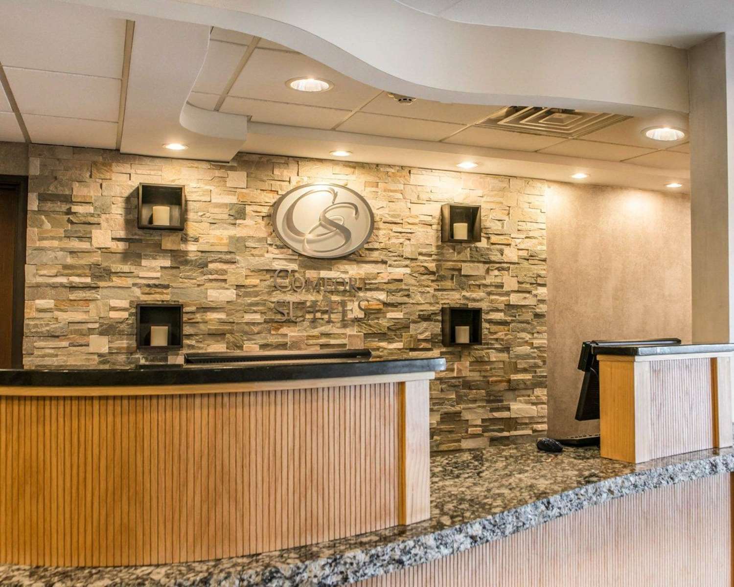 Comfort Suites Monroeville - Pittsburgh East 15/34