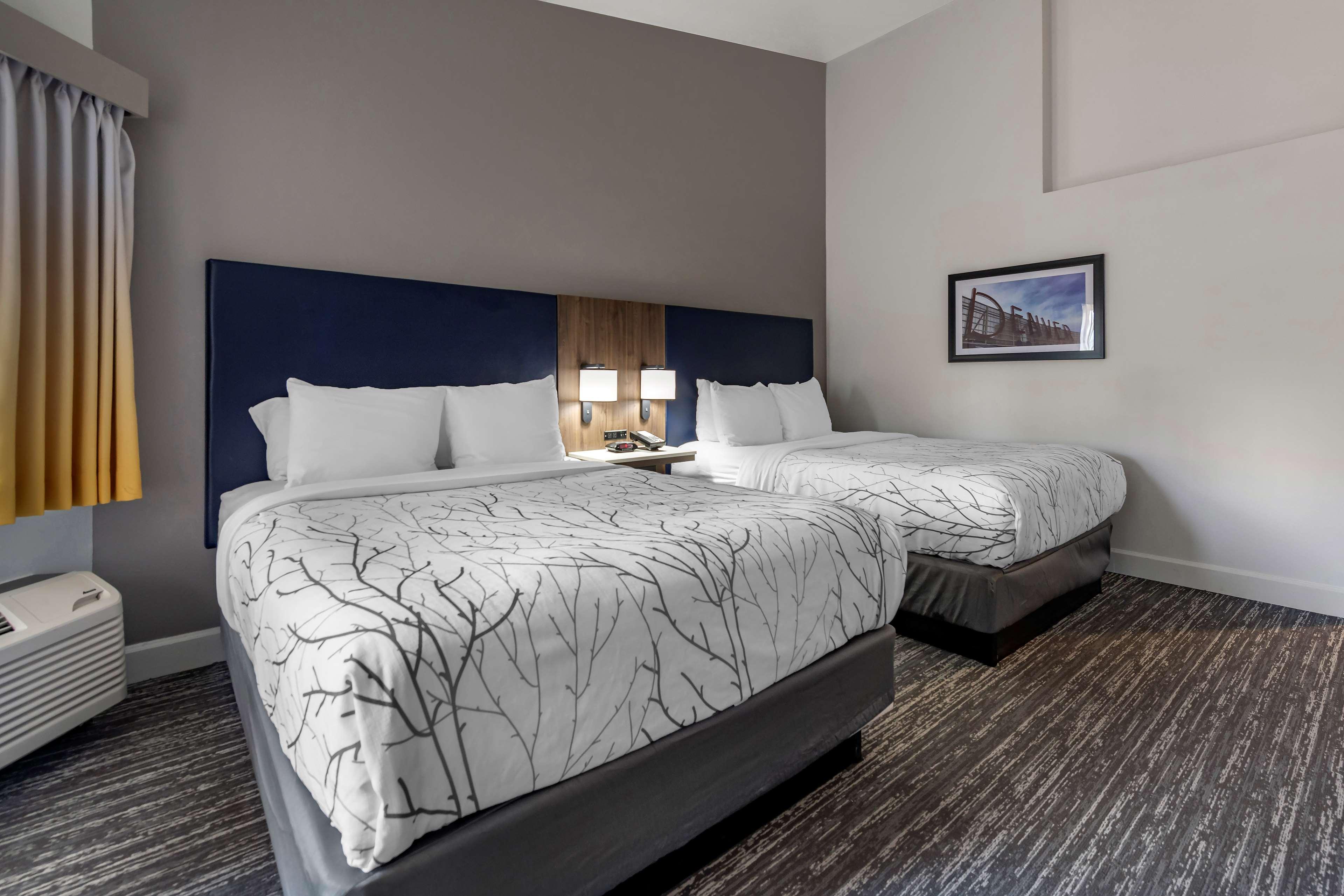 Room, 2 Queen Beds, Patio, Pool Side