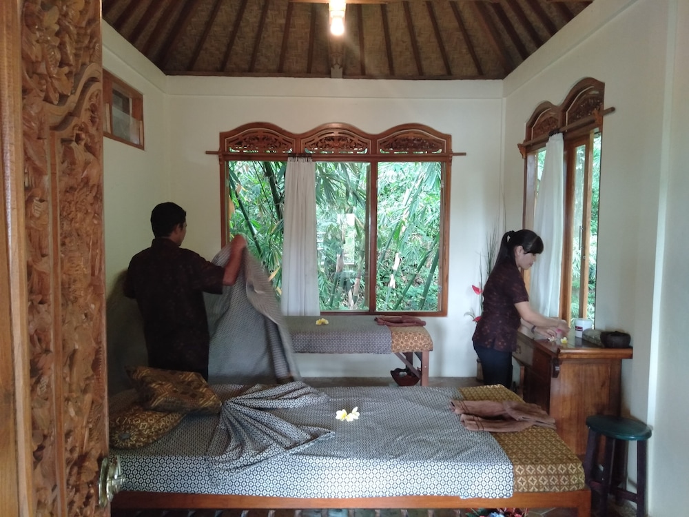 Puri Lumbung 42/75