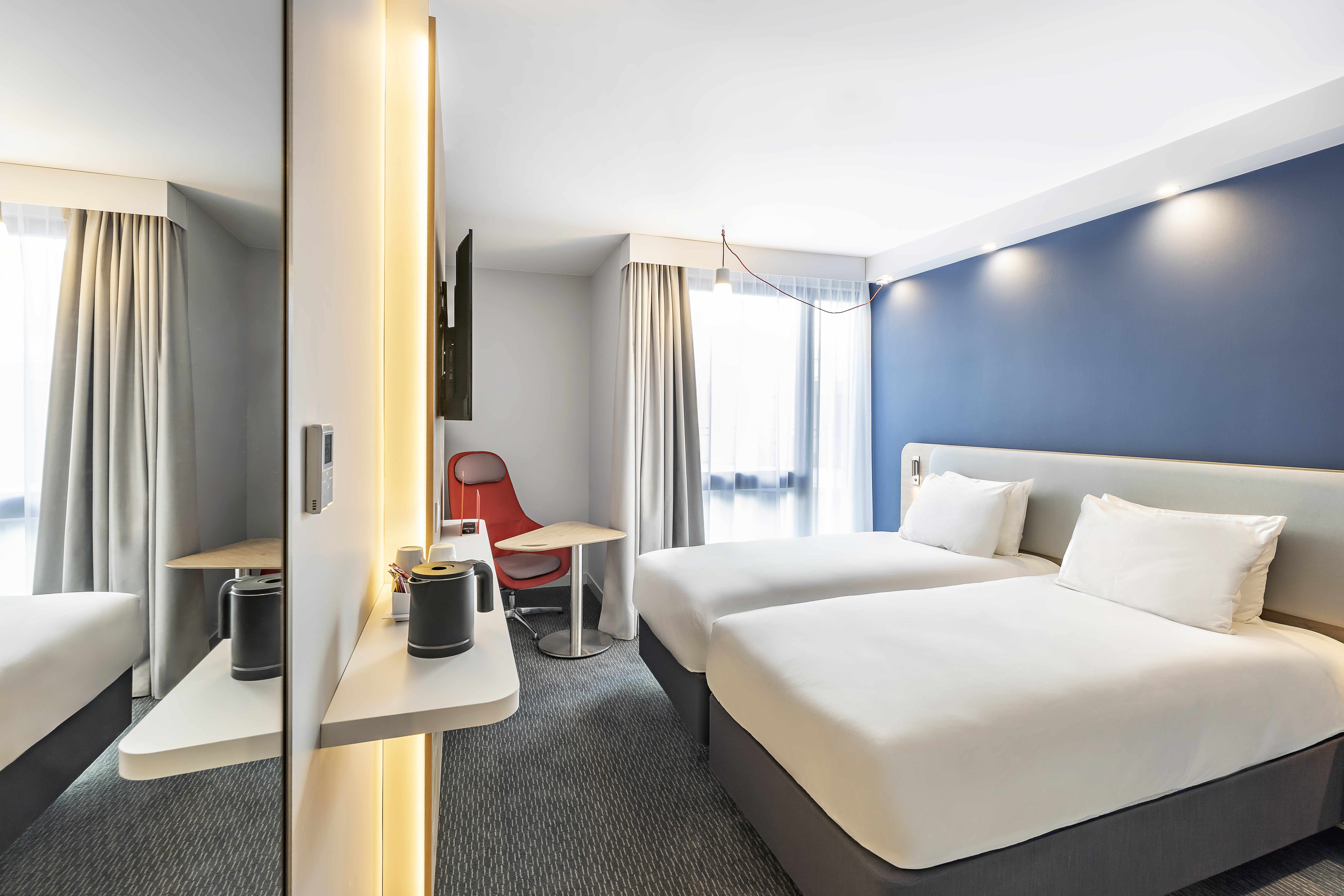 Standard, Twin Beds