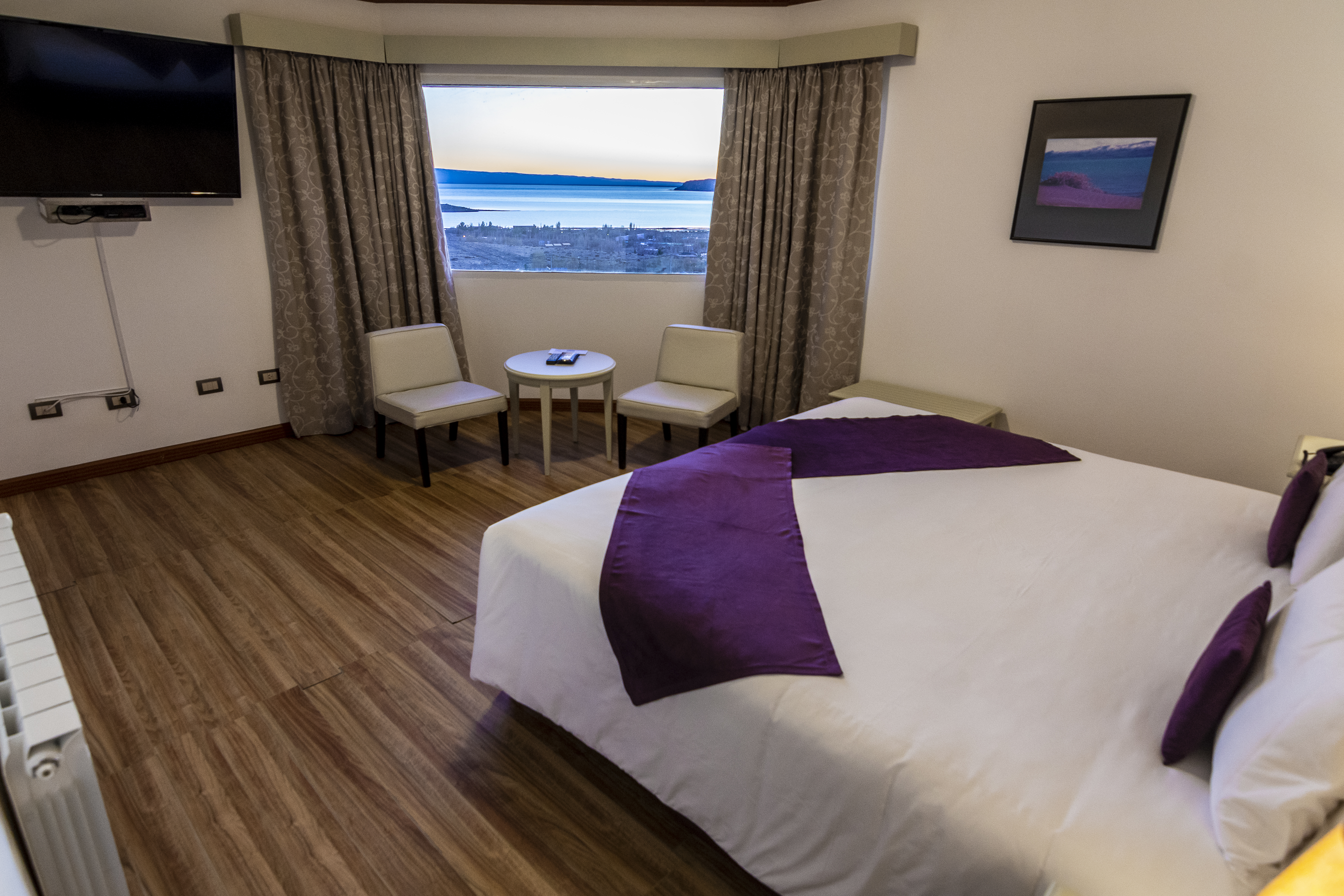 Superior, Suite, Bay View