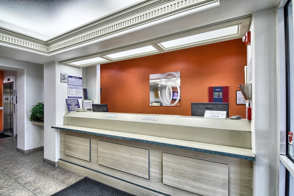 Lobby at Motel6 Mission, TX, MISSION - TX