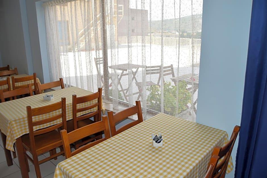 Imperio Hotel 52/56