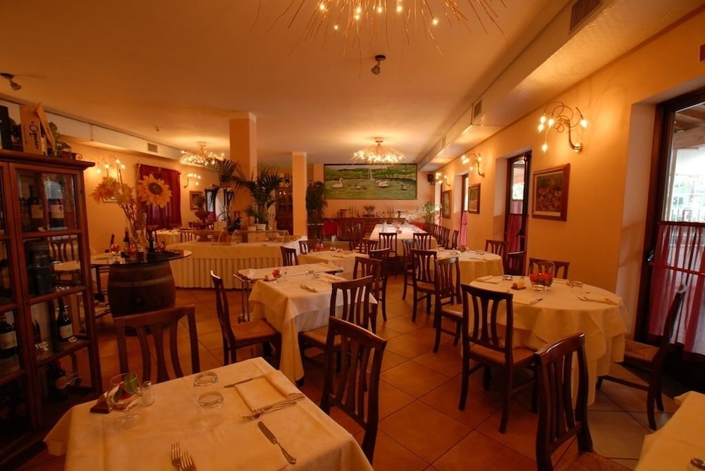 Hotel Lago Verde 33/45
